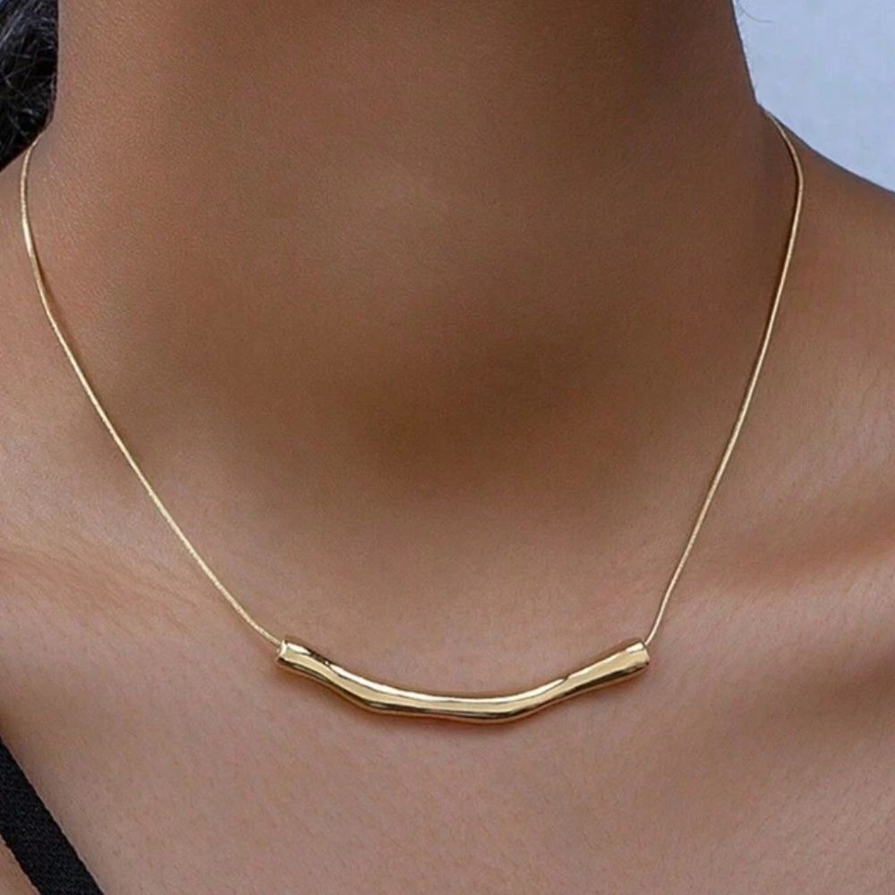 Elegant Gold Necklace A1331